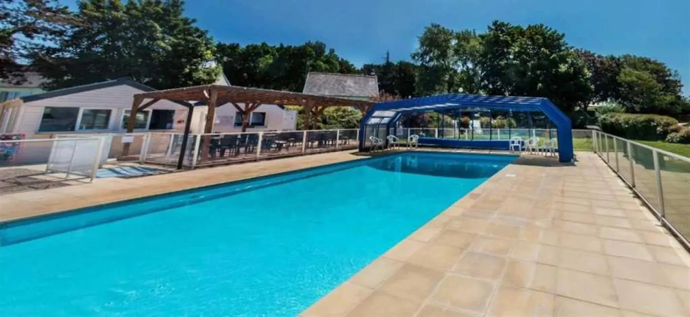Chalet 2 Etoiles - Piscine - Ccab0Ii Plestin-les-Grèves 캠프장